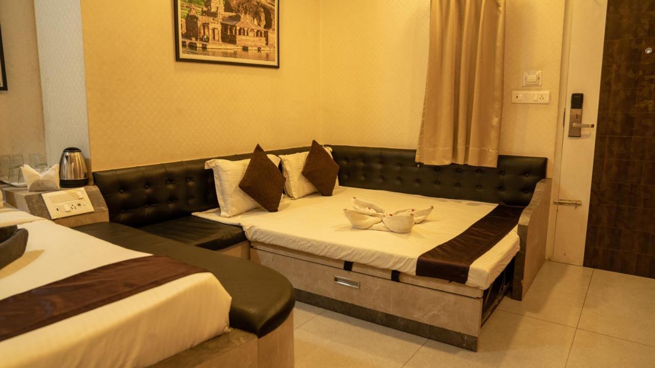 Fabhotel Seasons Suites - Jp Nagar Bangalore Buitenkant foto