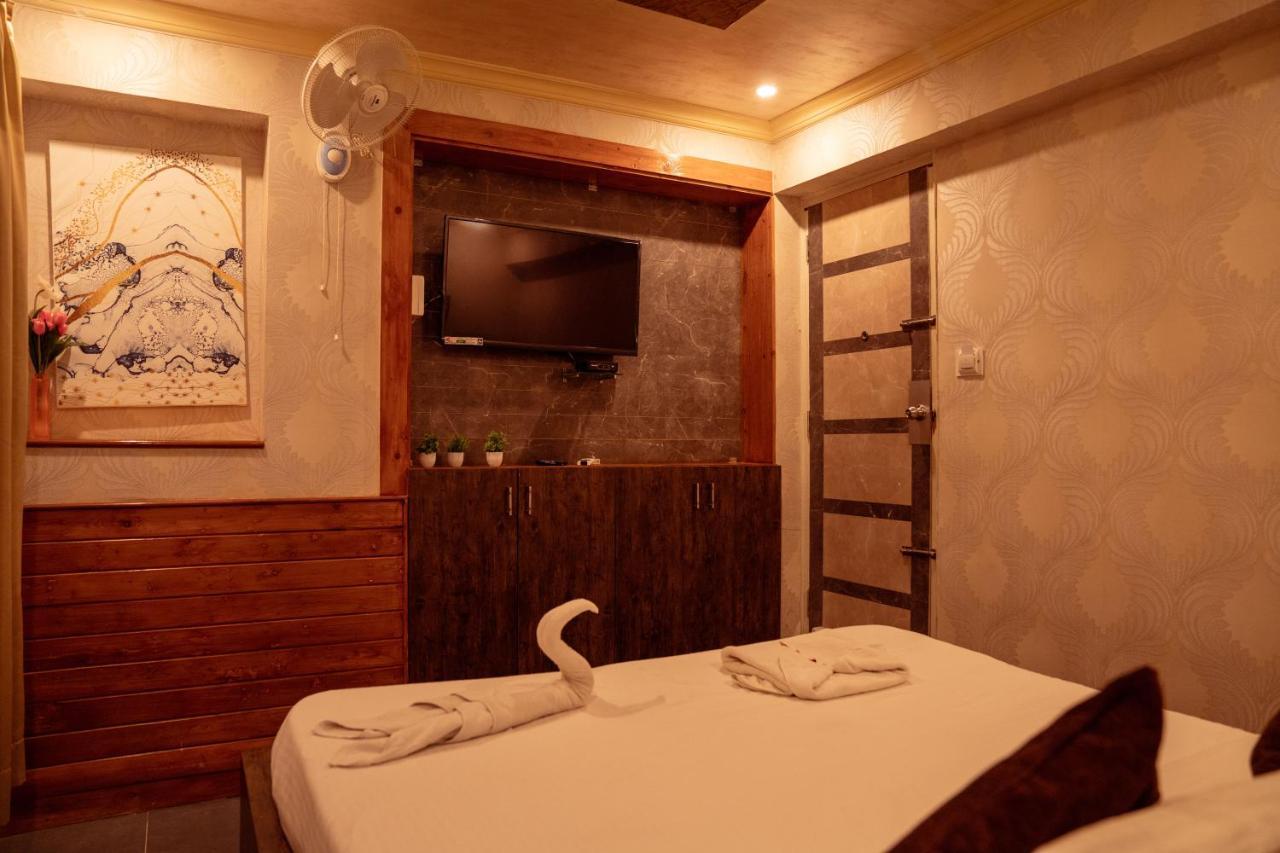 Fabhotel Seasons Suites - Jp Nagar Bangalore Buitenkant foto