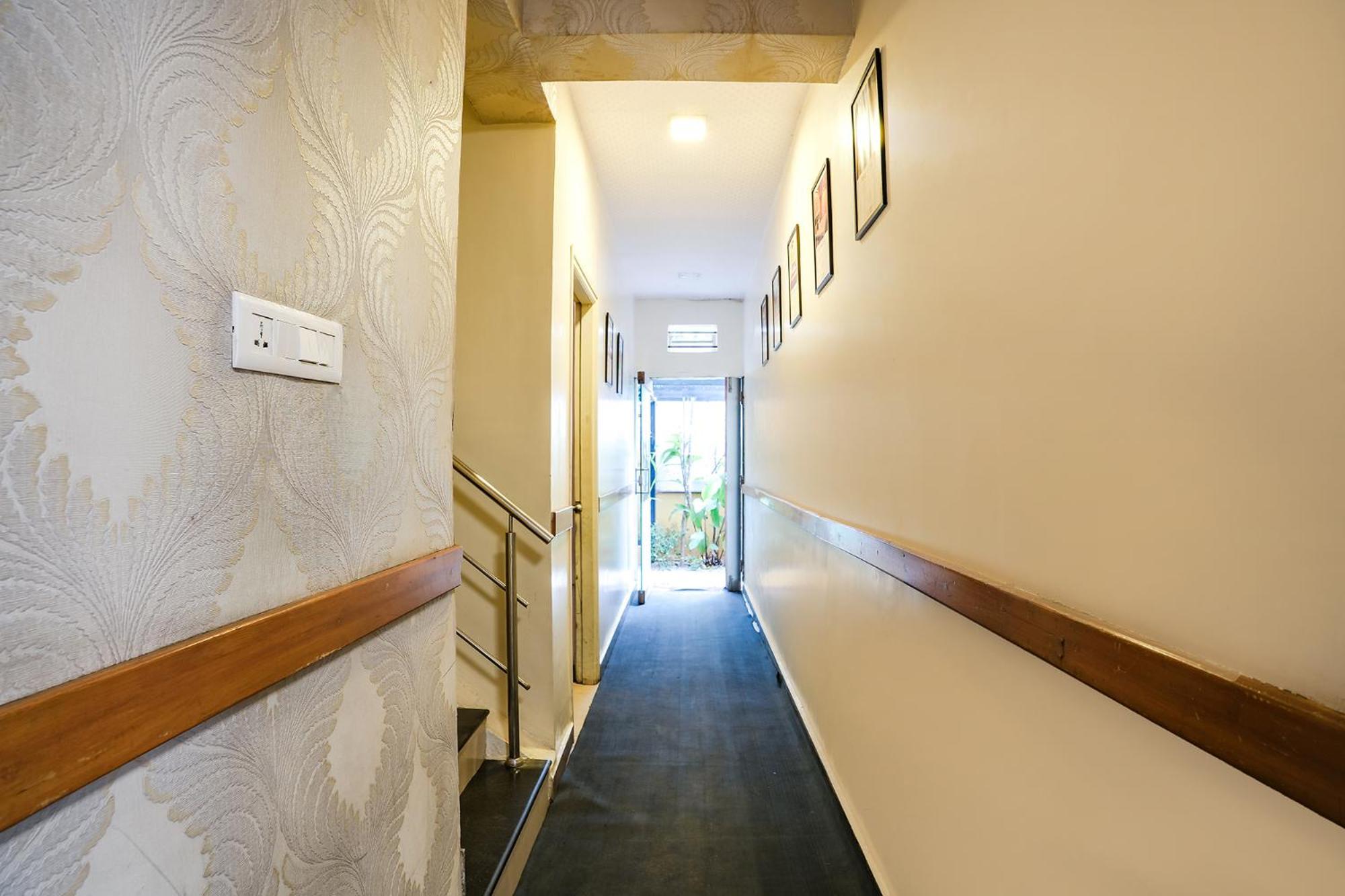 Fabhotel Seasons Suites - Jp Nagar Bangalore Buitenkant foto