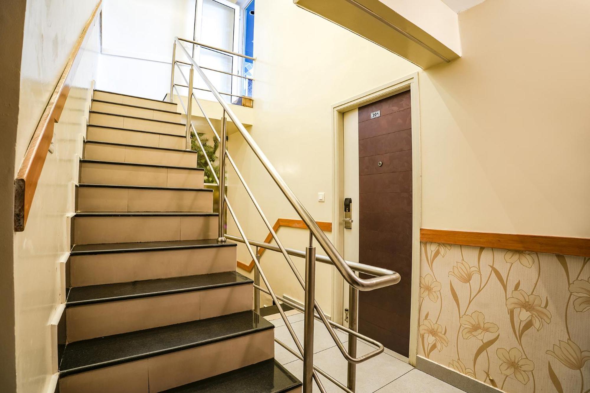 Fabhotel Seasons Suites - Jp Nagar Bangalore Buitenkant foto