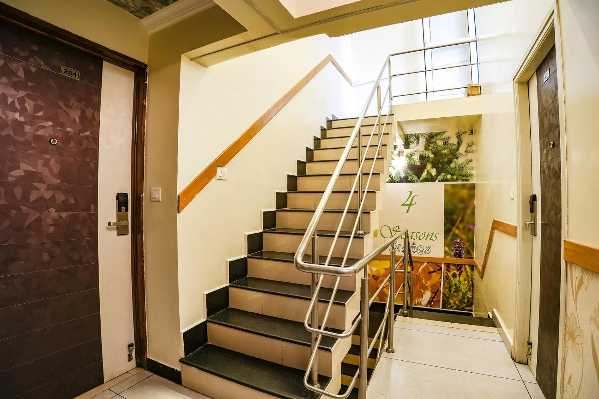 Fabhotel Seasons Suites - Jp Nagar Bangalore Buitenkant foto